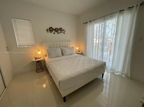 302 NW 11th Ct, Florida City FL 33034