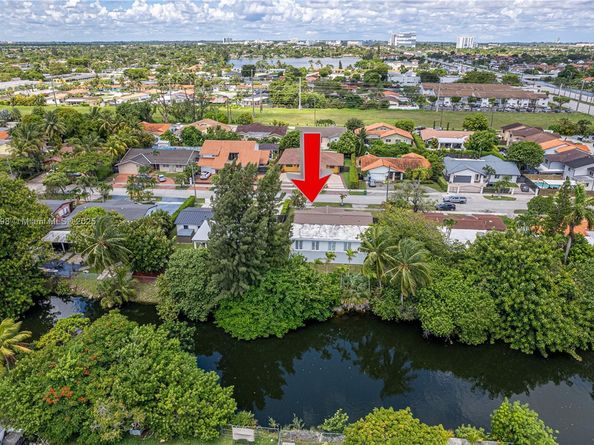 925 SW 94th Ave, Miami FL 33174