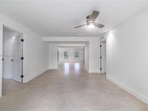 925 SW 94th Ave, Miami FL 33174