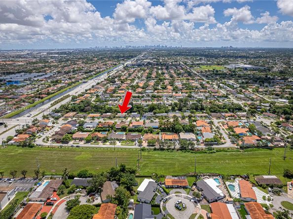 925 SW 94th Ave, Miami FL 33174