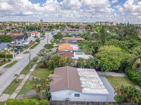 925 SW 94th Ave, Miami FL 33174