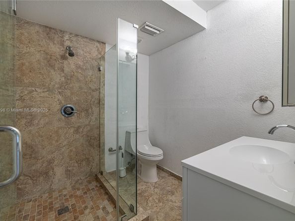 925 SW 94th Ave, Miami FL 33174