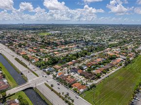 925 SW 94th Ave, Miami FL 33174