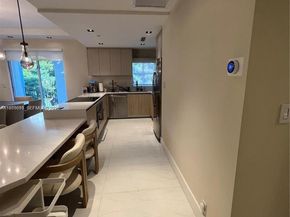 3900 Island Blvd B308, Aventura FL 33160