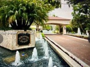 3900 Island Blvd B308, Aventura FL 33160