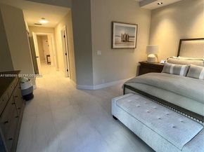 3900 Island Blvd B308, Aventura FL 33160