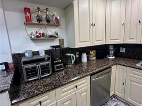 737 SE 1st Way 110, Deerfield Beach FL 33441