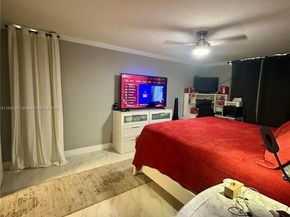 737 SE 1st Way 110, Deerfield Beach FL 33441