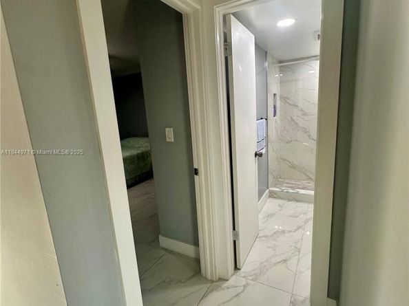 737 SE 1st Way 110, Deerfield Beach FL 33441