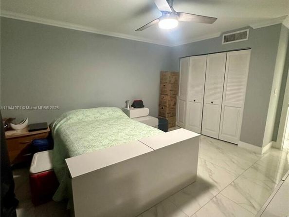 737 SE 1st Way 110, Deerfield Beach FL 33441