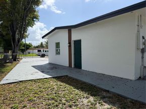 1766 Lauderdale Manor Dr, Fort Lauderdale FL 33311