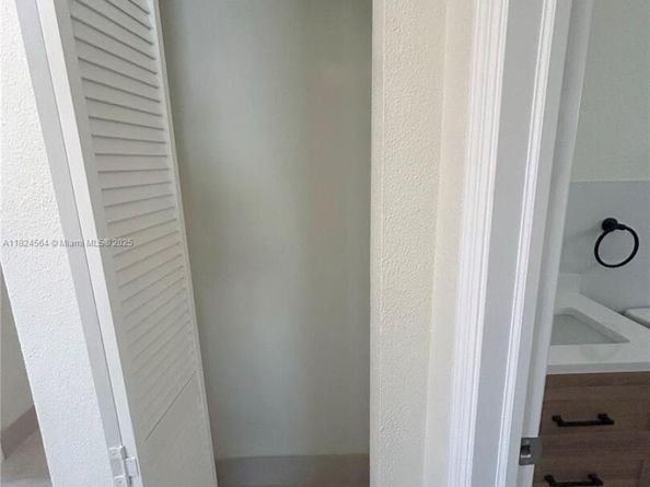 2971 NW 179th St, Miami Gardens FL 33056