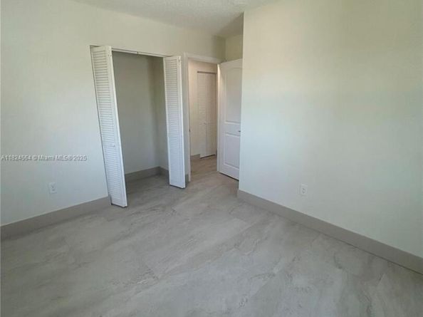 2971 NW 179th St, Miami Gardens FL 33056