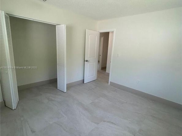2971 NW 179th St, Miami Gardens FL 33056