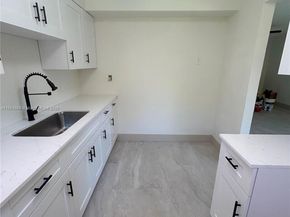 2971 NW 179th St, Miami Gardens FL 33056