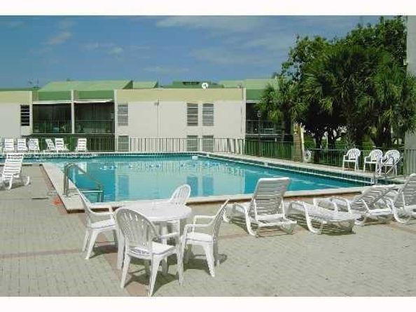 8810 Fontainebleau Blvd 115, Miami FL 33172