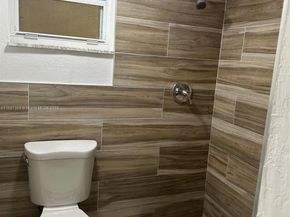 8810 Fontainebleau Blvd 115, Miami FL 33172