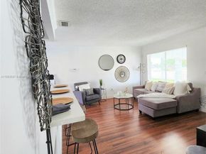 11301 Quail Roost Dr, Miami FL 33157