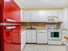 3671 Environ Blvd 368, Lauderhill FL 33319