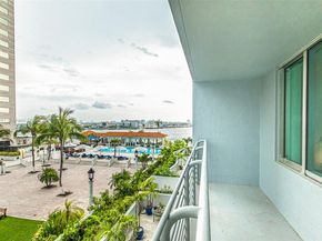 335 S Biscayne Bl 902, Miami FL 33131
