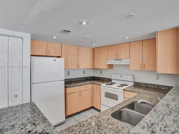 3000 Coral Way 412, Miami FL 33145