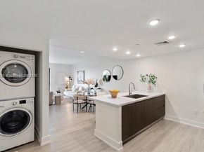 475 SE 1 Street 805A, Pompano Beach FL 33060