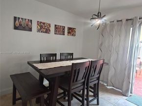 17847 NW 74th Path, Hialeah FL 33015