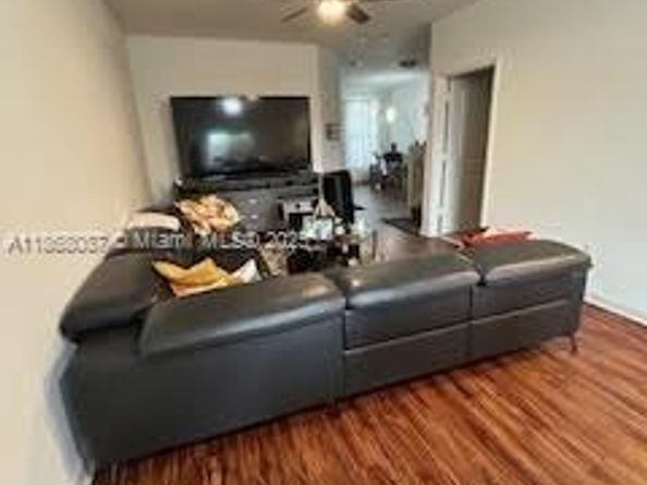 15927 SW 2nd Pl, Pembroke Pines FL 33027