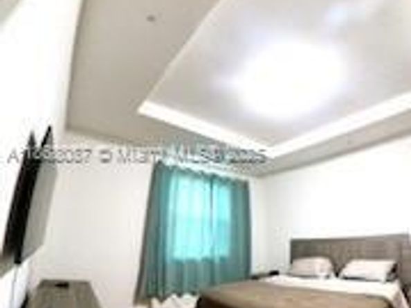 15927 SW 2nd Pl, Pembroke Pines FL 33027