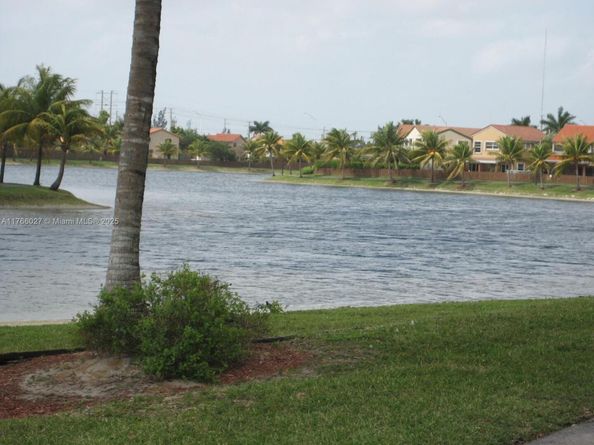 13224 SW 10 Te, Miami FL 33184
