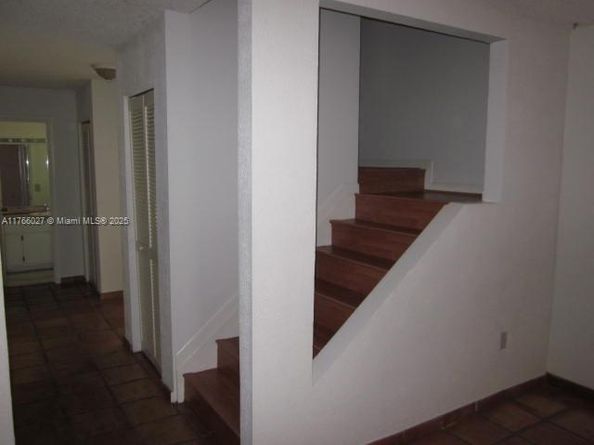 13224 SW 10 Te, Miami FL 33184