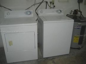 13224 SW 10 Te, Miami FL 33184