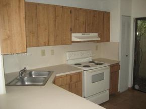 13224 SW 10 Te, Miami FL 33184