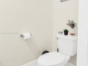 8055 NW 104th Ave 2, Doral FL 33178