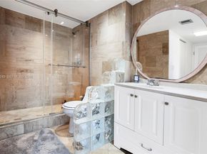 3675 N Country Club Dr 1102, Aventura FL 33180