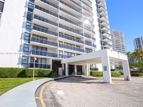 3675 N Country Club Dr 1102, Aventura FL 33180