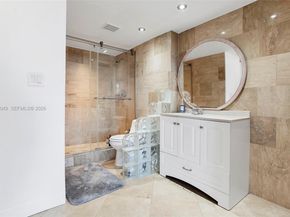 3675 N Country Club Dr 1102, Aventura FL 33180