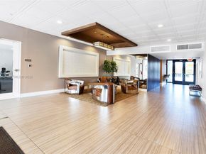 3675 N Country Club Dr 1102, Aventura FL 33180