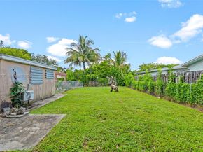 6233 Rodman St, Hollywood FL 33023