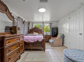 6233 Rodman St, Hollywood FL 33023