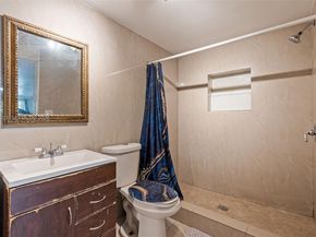 6233 Rodman St, Hollywood FL 33023