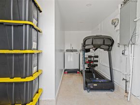 6233 Rodman St, Hollywood FL 33023