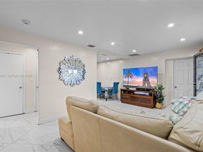 6233 Rodman St, Hollywood FL 33023