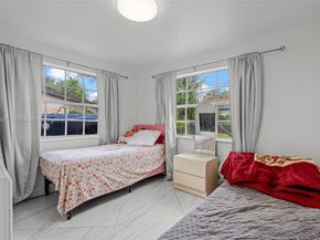 6233 Rodman St, Hollywood FL 33023