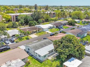 6001 NW 66th Ter, Tamarac FL 33321