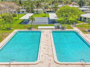 6001 NW 66th Ter, Tamarac FL 33321