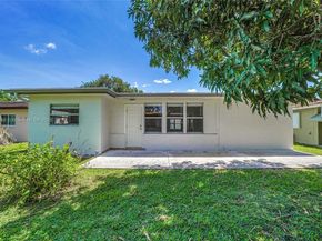 6001 NW 66th Ter, Tamarac FL 33321