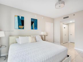485 Brickell Ave 3308, Miami FL 33131