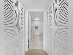 1800 Sunset Harbour Dr 1012, Miami Beach FL 33139