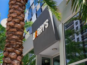1800 Sunset Harbour Dr 1012, Miami Beach FL 33139